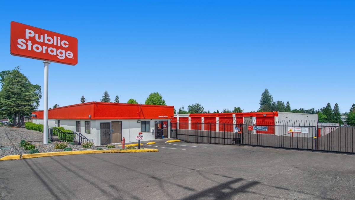 Public Storage