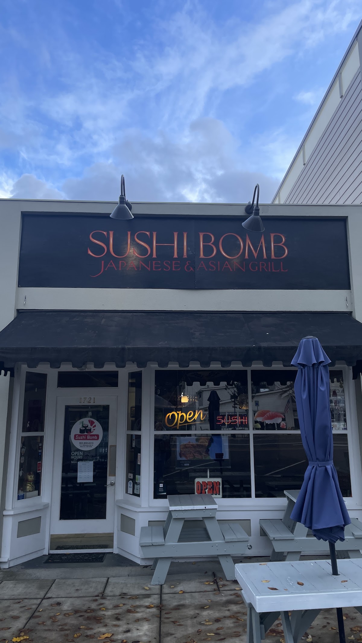 Sushi Bomb