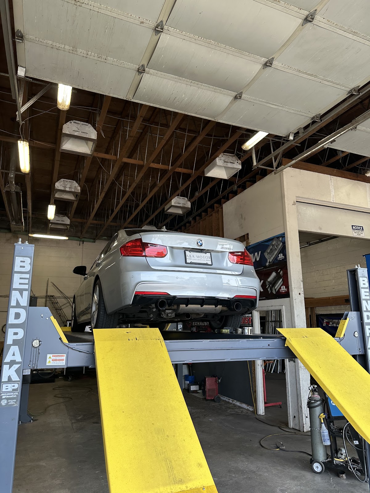 Ed's Mufflers & Brakes